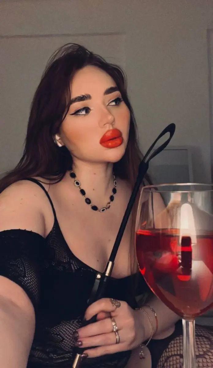 Albina escort in Dubai