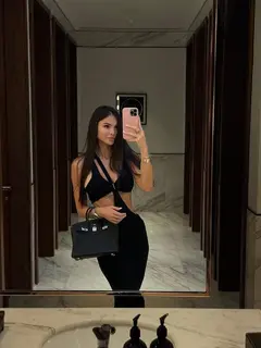 Eleanor escort in Dubai