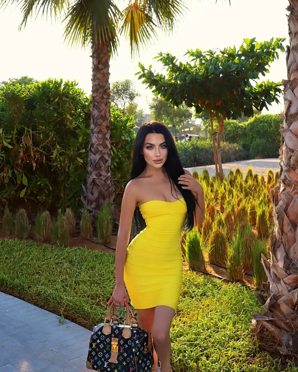 Estelle escort in Dubai